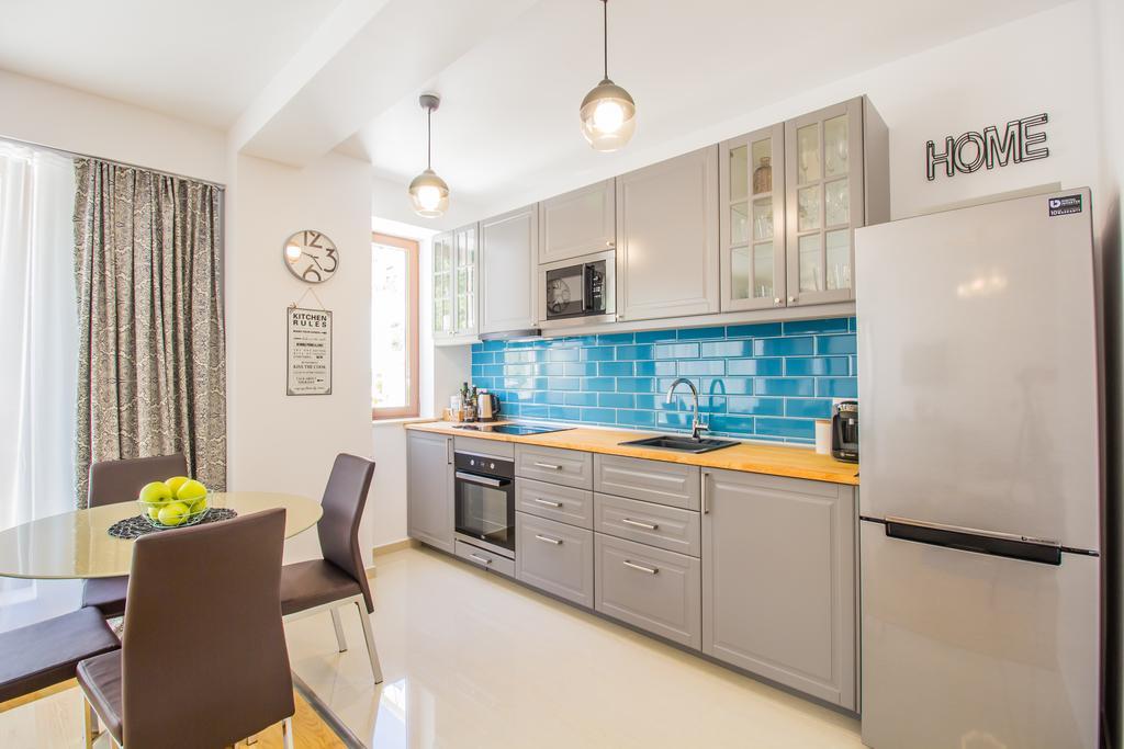 Seasons Mountain Suite Braşov Extérieur photo