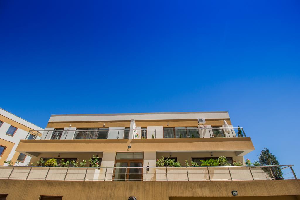 Seasons Mountain Suite Braşov Extérieur photo