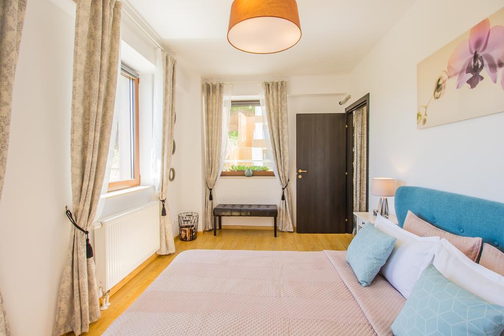 Seasons Mountain Suite Braşov Extérieur photo